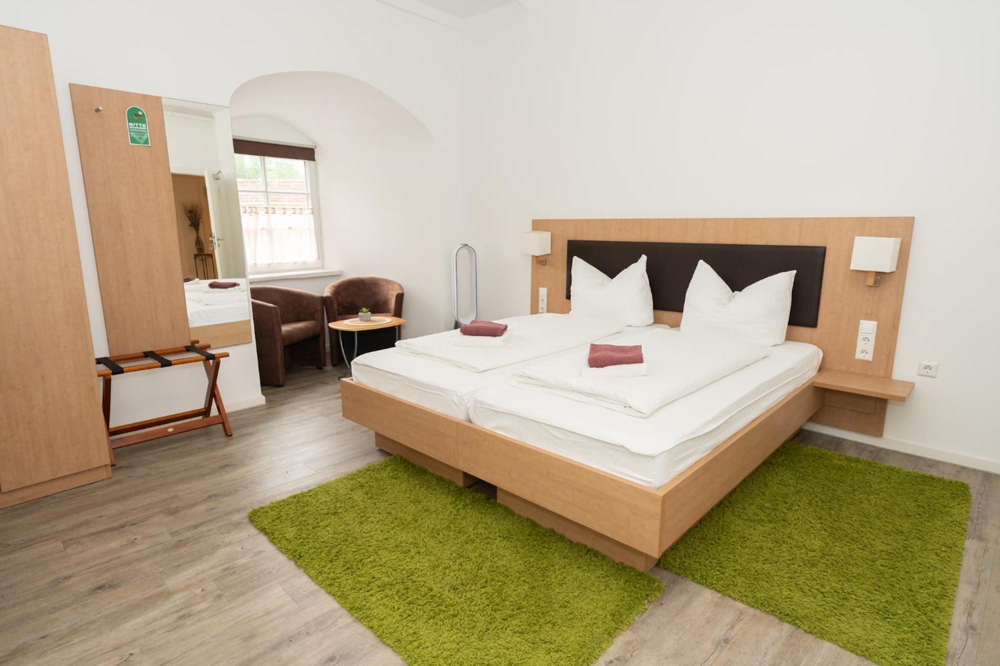 Hotel Garni Burg Waldenstein Rudersberg Екстериор снимка