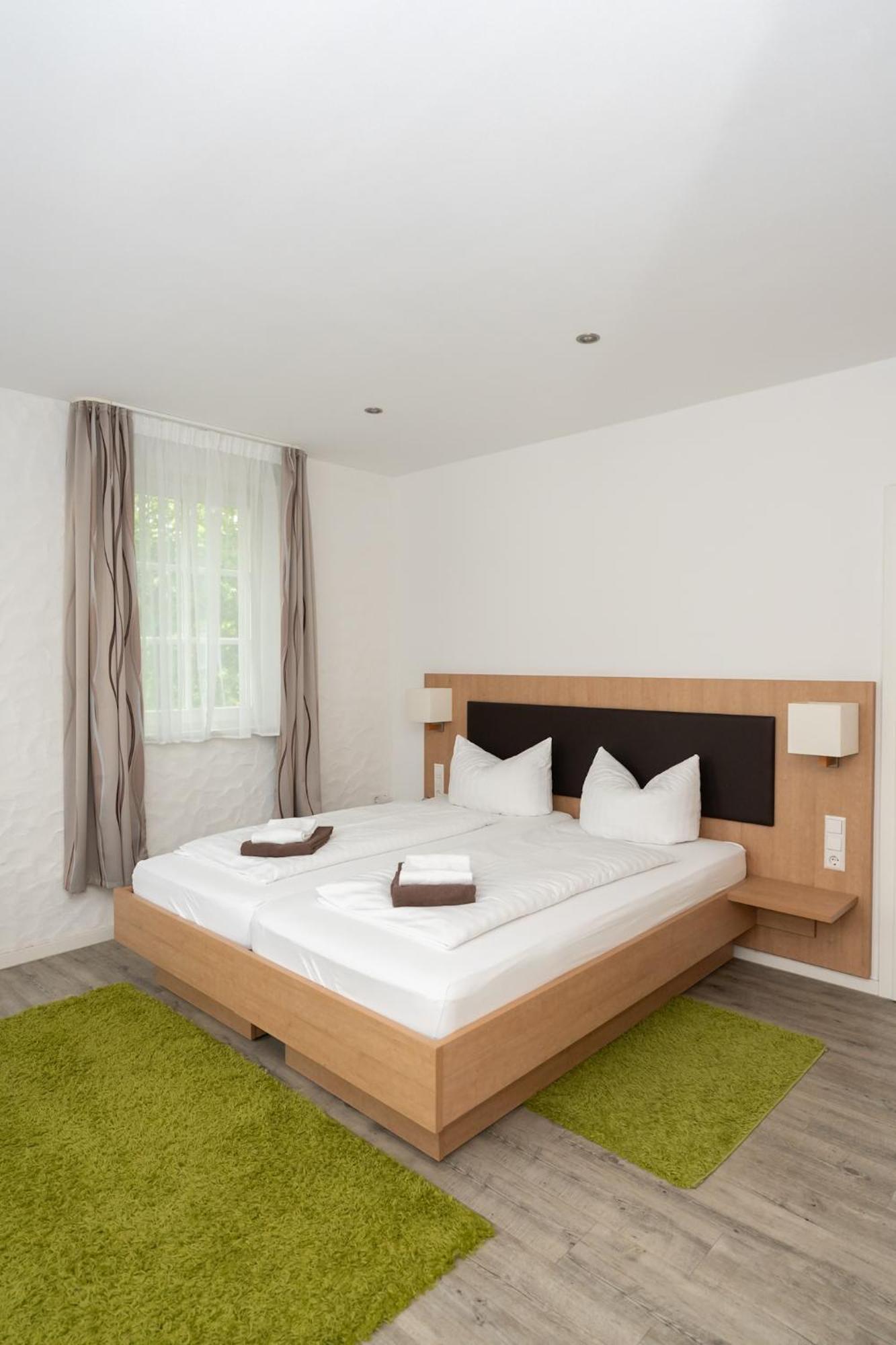 Hotel Garni Burg Waldenstein Rudersberg Екстериор снимка