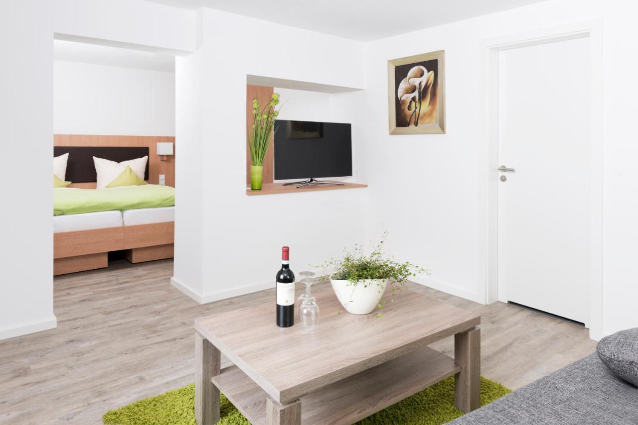 Hotel Garni Burg Waldenstein Rudersberg Екстериор снимка